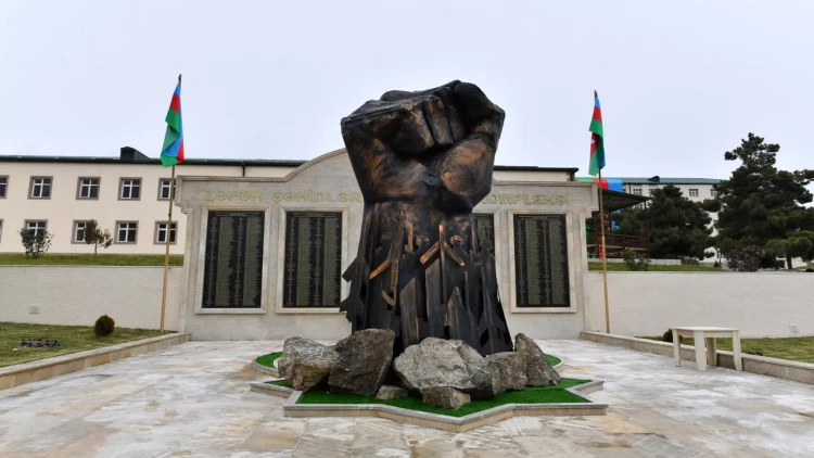 Ermənistan dəmir yumruq qarşısında aciz qaldı - ŞƏRH