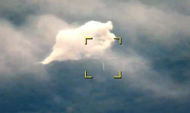 Ermənilərin sursat anbarı belə məhv edildi - VİDEO