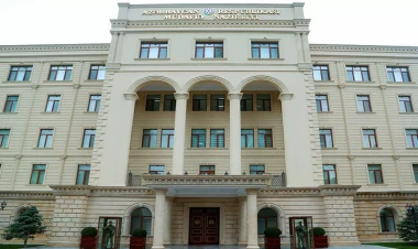 Erməni silahlı dəstələri Tbilisi-Bakı təyyarəsinə radiomaneə tətbiq etdi