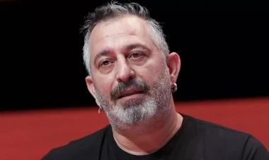 Cem Yılmazın 362 minlik retro avtomobili - FOTO