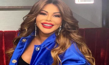 Bulvarda Aygün Kazımovaya görə izdiham yarandı - VİDEO