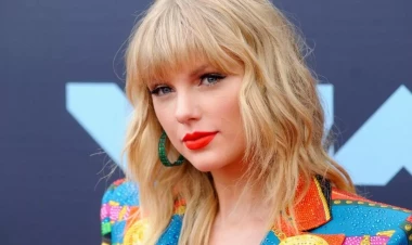 Məşhur müğənni təkcə bilet satışından 65 milyon dollar qazandı