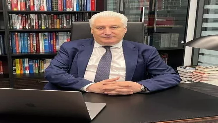 Ermənistan Rusiyaya kürəyindən zərbə vurub - İqor Korotçenko