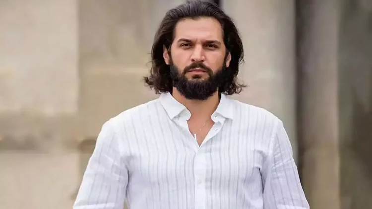 Azərbaycanlı aktyordan vəfat edən atası ilə bağlı kədərli paylaşım - FOTO