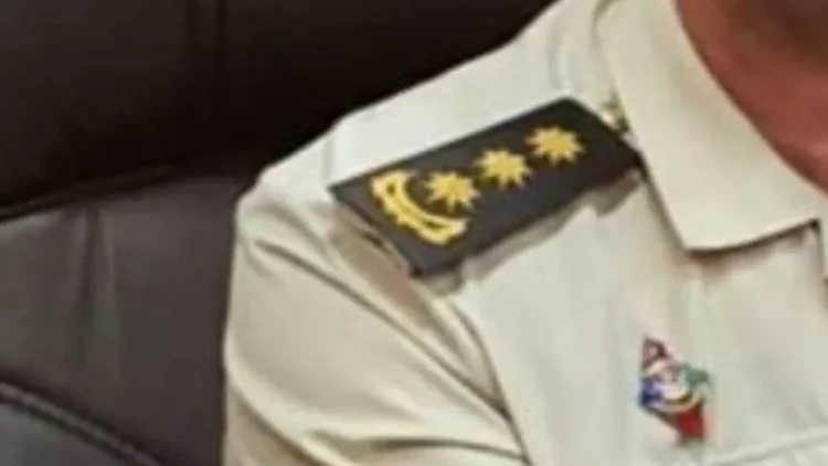 Nazir tanınmış alay komandirinin vəzifəsini kiçiltdi - FOTO