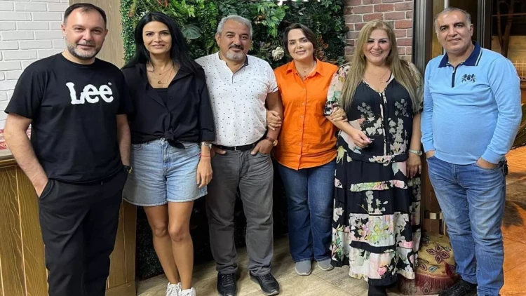 12 il sonra onları bir araya gətirən SƏBƏB - FOTOlar