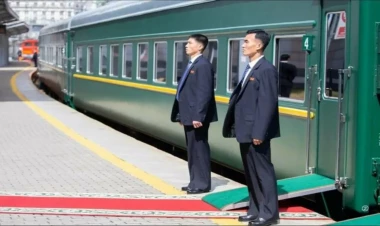 Kim Çen In Rusiyada səfərdədir