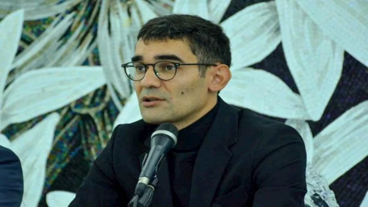 Rüfət Həsənov vəzifəsindən azad olundu