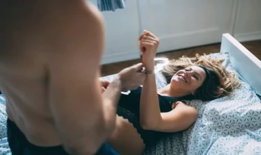 Yüksək səsli seks qonşunu əsəbiləşdirdi və...