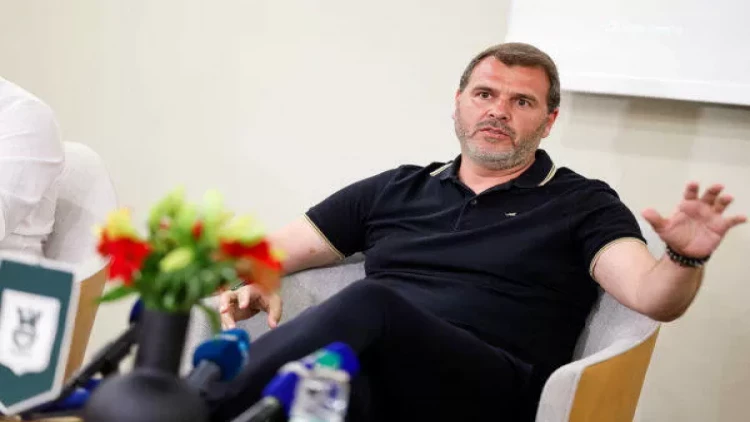 Baş məşqçi mətbuat konfransına gəlmədi