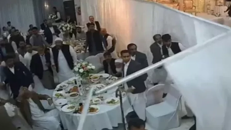 Toyda dava düşdü - Anbaan görüntülər - VİDEO