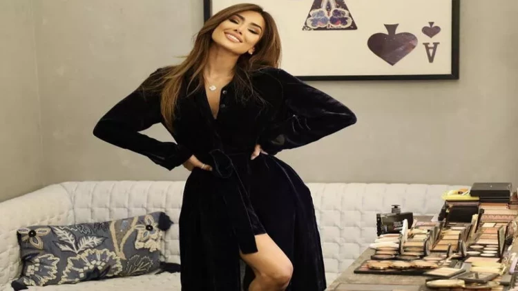 Pərvin Abıyevalüks bağ evini nümayiş etdirdi - VİDEO