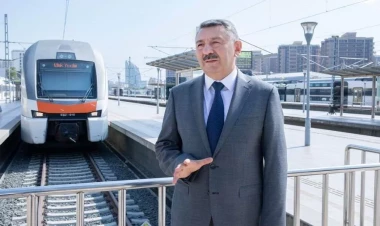 Qatarlar niyə gecikir? - Qurum rəsmisi açıqladı