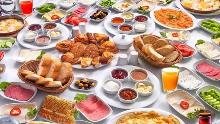 Arıqlamaq üçün səhər bu meyvəni yeyin