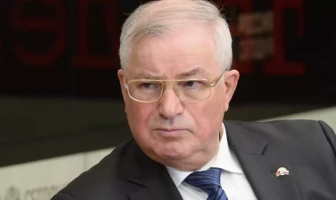 Rusiyalı diplomatın Ermənistana girişinə qadağa qoyulub