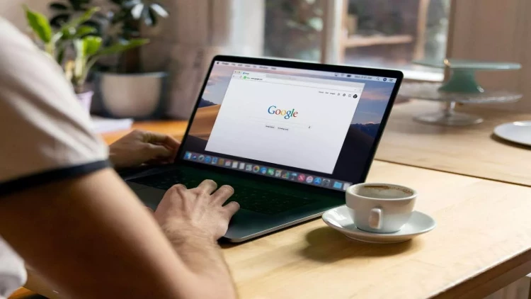 İnternetdə oxumaqla, özündə xərçəng tapmaq olurmu?-  Hiperdiaqnostikanın fəsadları