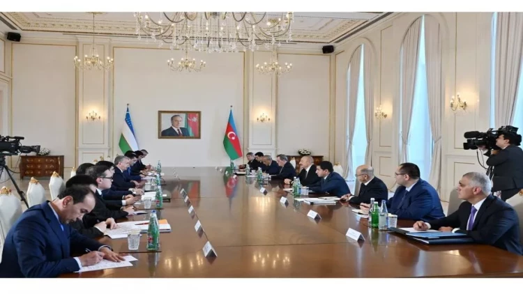 Şavkat Mirziyoyev: Özbəkistanda Heydər Əlirza oğlunun xatirəsinə tamamilə fərqli yanaşılır