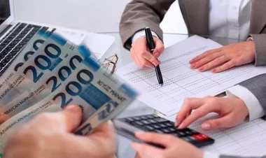 Azərbaycanda problemli kreditlərin məbləği 25 % azalıb