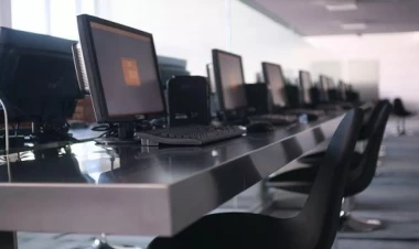 İş yerində fərdi məlumatları mühafizə etmək üçün bunları edin