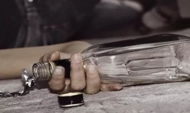 Şamaxıda yaşlı qadın sirkə içib özünü öldürdü