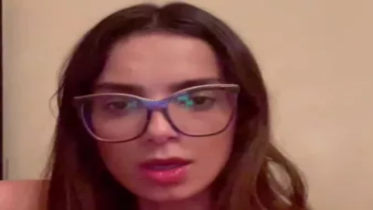 Feminist bloqer hansı məşhura söz atdı? - Bir vaxtlar videosu yayılmışdı, indi hörmətli anadır - VİDEO