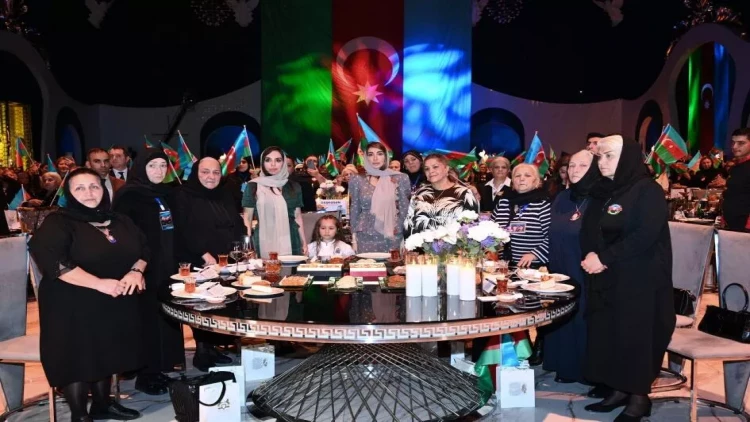 Şəhid analarının iştirakı ilə tədbir keçirilib - FOTO