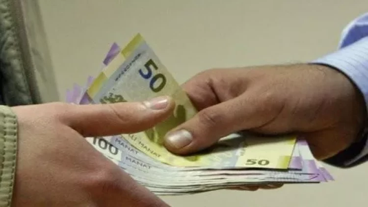 Bakıda yeni dələduz peyda oldu - Qapı-qapı gəzib... - FOTO