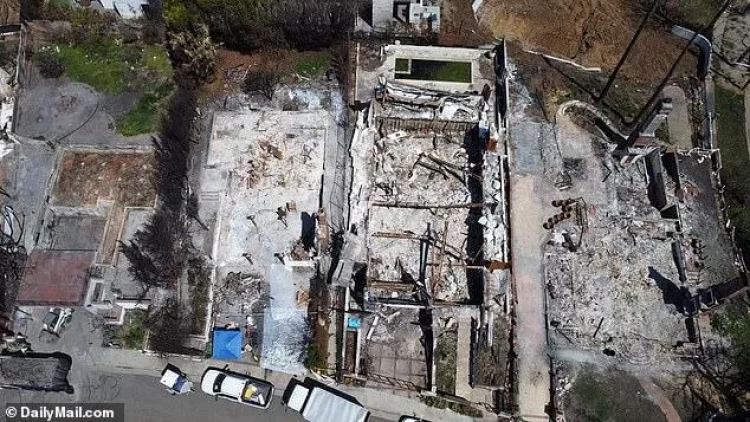 Yanmış villasını 5 milyona satışa çıxardı - FOTO