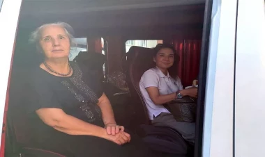 Daha 53 sakin Laçına köçürülüb - FOTO