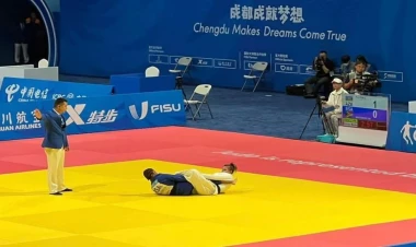 Azərbaycan 31-ci Yay Universiadasında ilk medalını qazandı