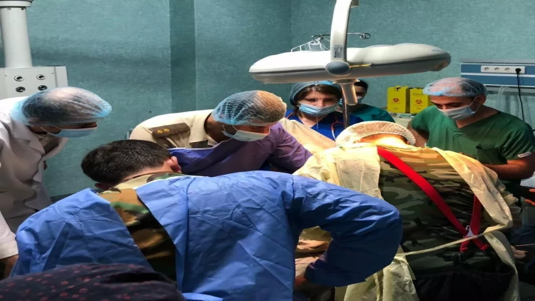 Əli ətçəkən maşında qalan azyaşlının barmaqları amputasiya edildi