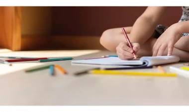 Qəbul elektron olsa da, uşaq çoxdur, bağça az: Problemlər nə zaman həll ediləcək?