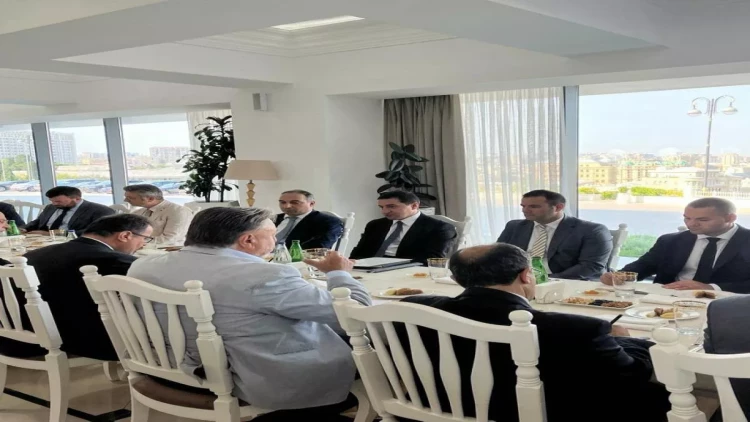 Ermənistanın Laçın yolu məsələsini siyasiləşdirməsi qəbuledilməzdir - Hikmət Hacıyev