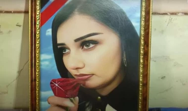 Küçədə qətlə yetirilən Ayşənin üç övladı var imiş - təfərrüat - VİDEO