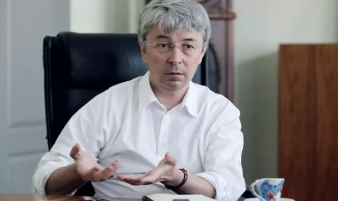 Ukraynada nazir istefa verib