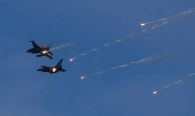 ABŞ F-16 qırıcılarının Ukraynaya veriləcəyi tarixi açıqladı