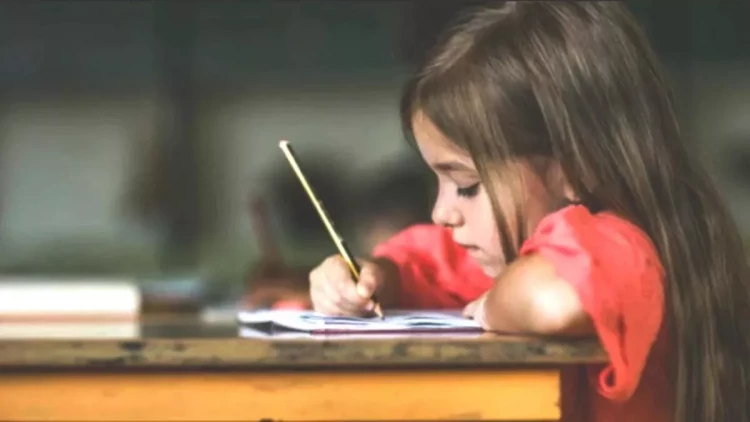 Psixoloqlar aşağı zəkanın əlaməti sayılan 4 vərdişi açıqladı