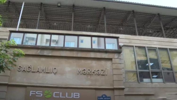 4 yaşlı uşaq 3 məşqçinin gözü qarşısında HOVUZDA ÖLDÜ... - TƏFƏRRÜAT - VİDEO