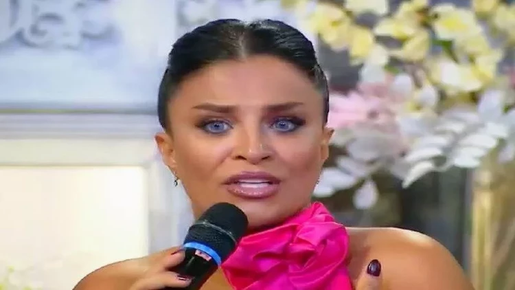 Aynur QƏZƏBLƏNDİ: 