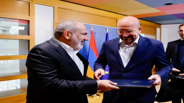 Paşinyan Brüsselə kimi Araikə poçtalyonluq etdi - İrəvan təxribat törədir