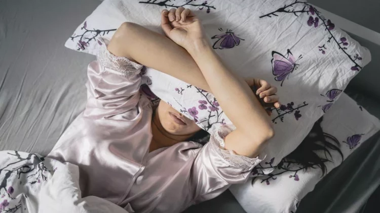 Yay aylarında qadınların buna kişilərdən daha çox ehtiyacı olur - Alimlər və həkimlər SÜBUT ETDİ