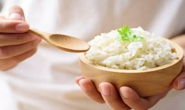 Düyü yeyərək 1 həftəyə 3 kiloqram atın