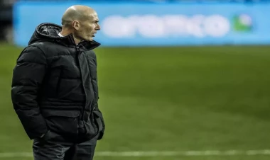 Zidan geri qayıdır