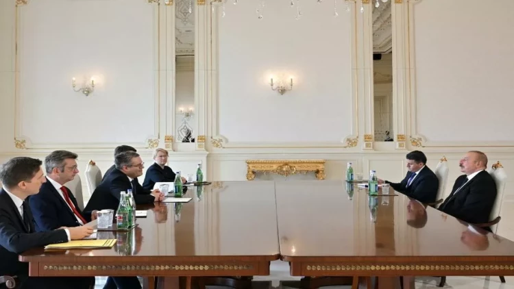 İlham Əliyev Almaniya Xarici İşlər Nazirliyinin dövlət nazirini qəbul edib