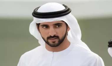 Bakıdakı parada sakit-səssiz gəlib-gedən ərəb şəhzadə kimdir? - VİDEO