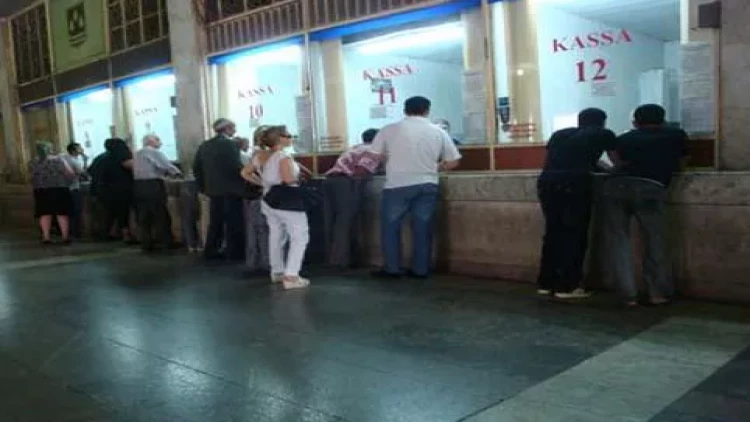 Rayonlara kütləvi axın: Cəmi bir neçə gün ərzində 61 mindən çox sərnişin...