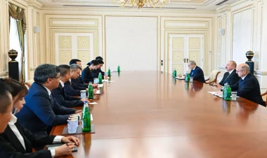İlham Əliyev Lü Cünün başçılıq etdiyi nümayəndə heyətini qəbul edib - FOTO
