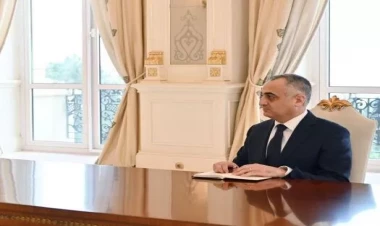 İşdən çıxarılan Fuad Nəcəfli kimdir? - DOSYE