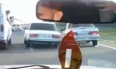 Əsgərliyə gedənləri yola salarkən avtoşluq edənlər tutuldu - VİDEO