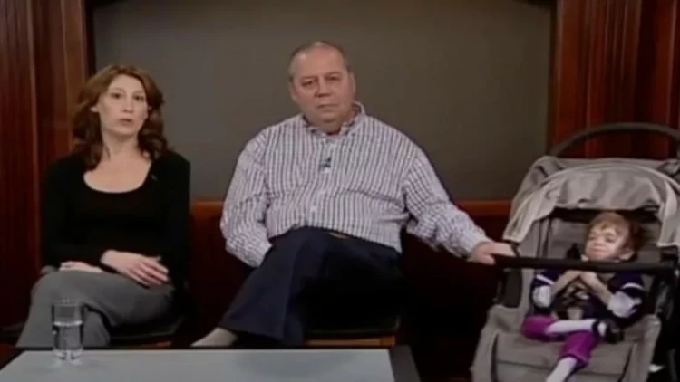 Tibb elmini çaş-baş salan 20 yaşlı 